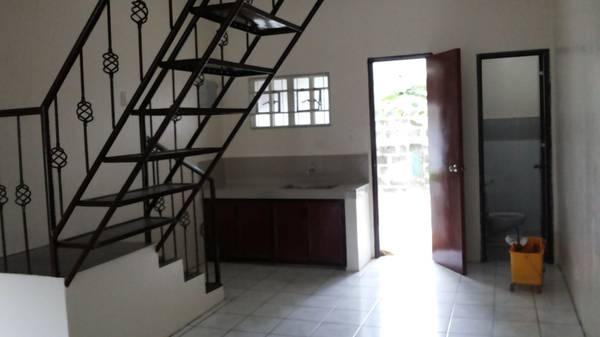 2 BEDROOM HOUSE NEAR MARQUEE MALL