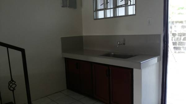 2 BEDROOM HOUSE NEAR MARQUEE MALL