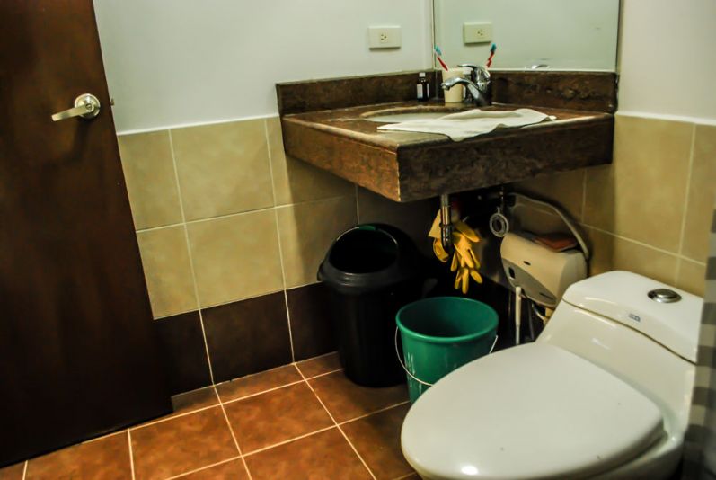 Mayfair Tower, 1 Bedroom for Rent, UN Avenue and A. Mabini Streets, Ermita, Manila