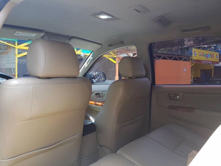 toyota fortuner 2010 G diesel matic