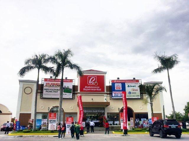 For Rent 2 bedroom apartment Xevera mabalacat with own gate