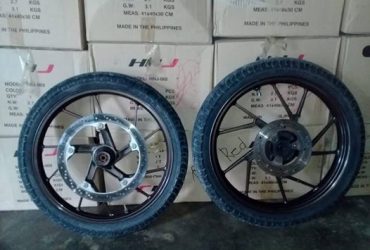 For Sale  rimset gold or silver