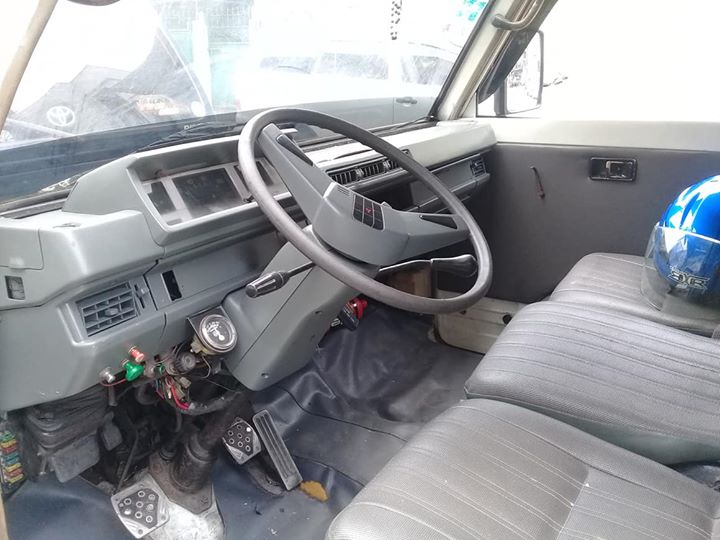 Mitsubishi l300