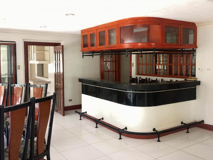 Great value property overlooking the golf course in St. Michael Village, Banilad, Cebu City