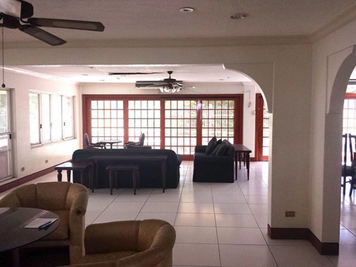 Great value property overlooking the golf course in St. Michael Village, Banilad, Cebu City