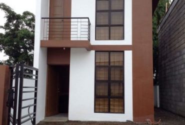 Fully furnished 2 bedrooms, 2 bathrooms near Tagaytay available
