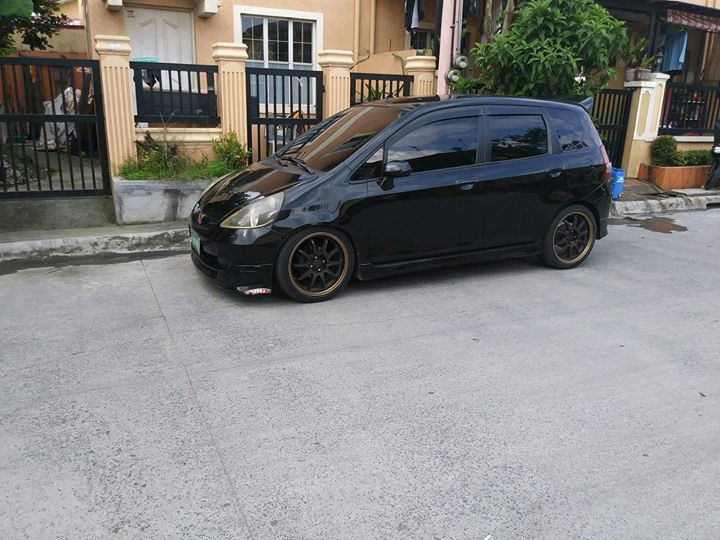 For sale honda fit jazz 2002