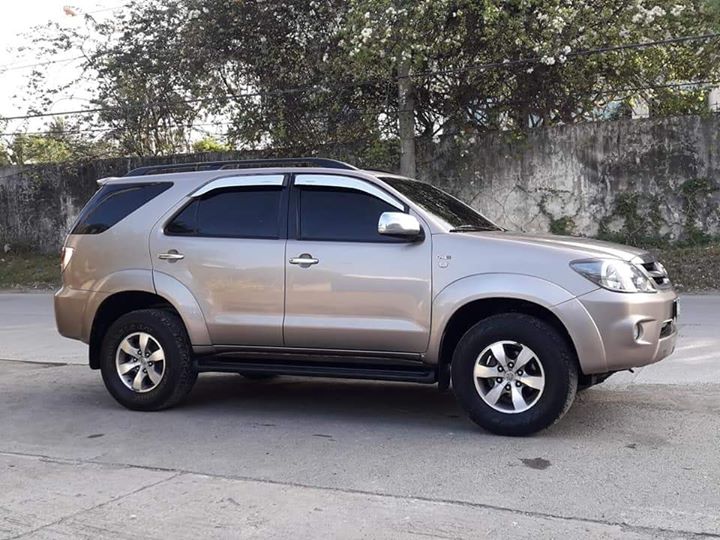 TOYOTA FORTUNER 2008 AT