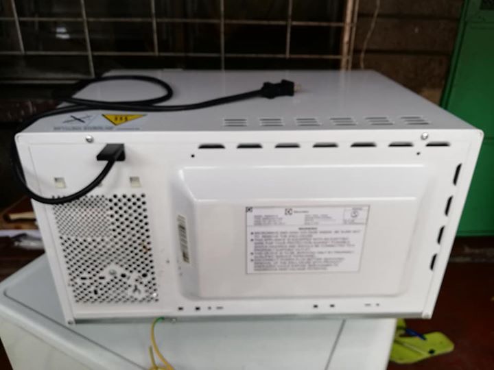 Electrolux microwave
