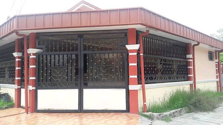 HOUSE AND LOT FOR SALE!