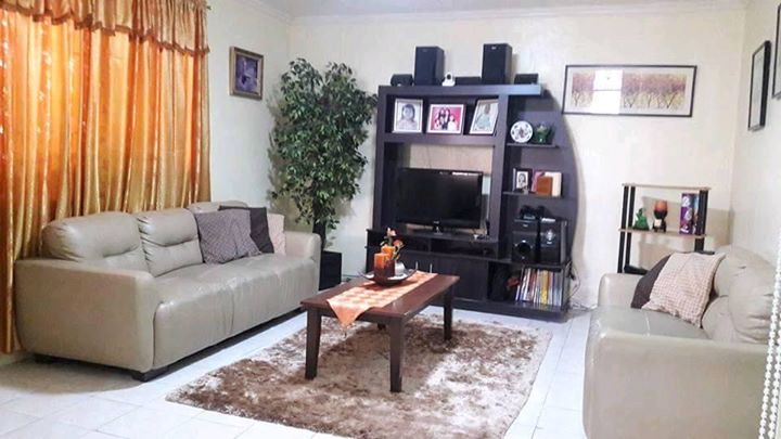 HOUSE AND LOT FOR SALE!