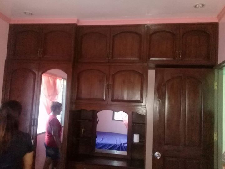 HOUSE AND LOT FOR SALE