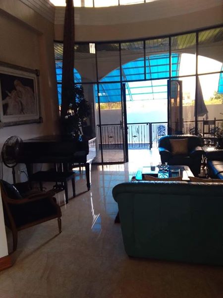 HOUSE AND LOT FOR SALE