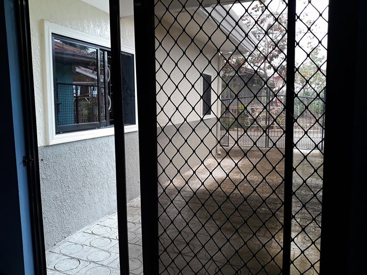 HOUSE AND LOT FOR SALE