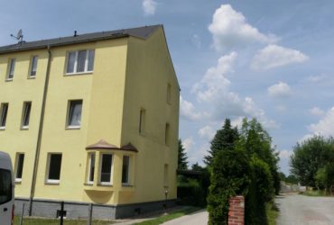 Kleine gemütliche Wohnung mit Garage