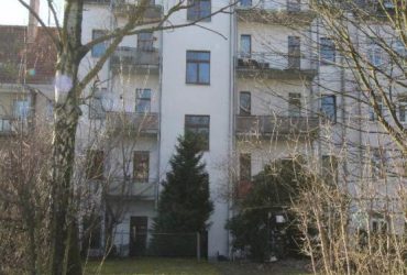 DG Wohnung mit herrlichem Blick und riesigen Innenhof erleben
