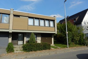 Reiheneckbungalow mit tollem Garten