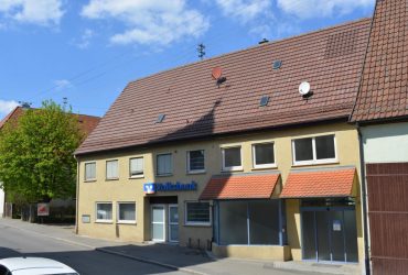 Ehemaliges Bankgebäude mit 2 Wohnungen und Ausbaupotential