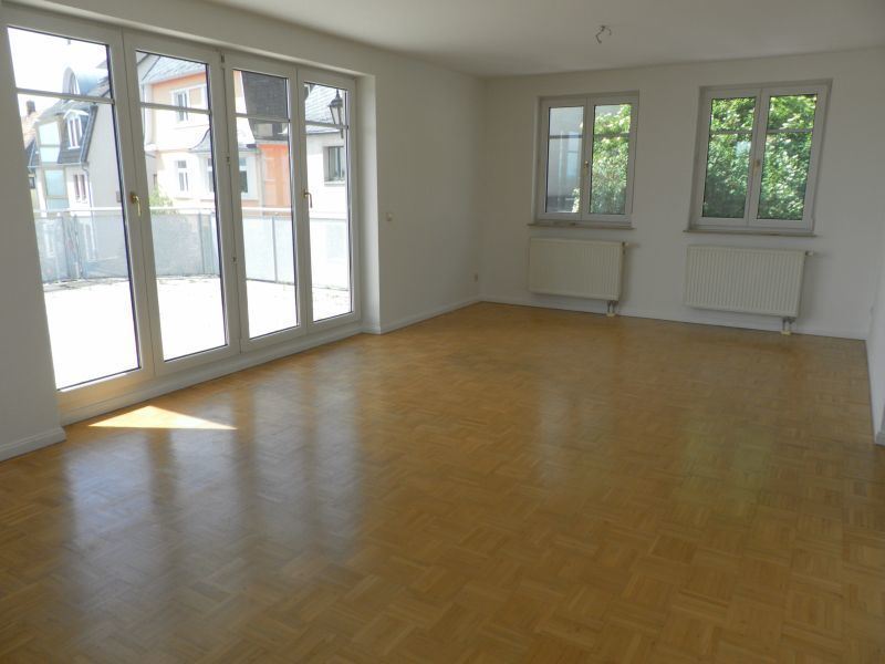 Moderne und großzügige Wohnung mit großer Terrasse
