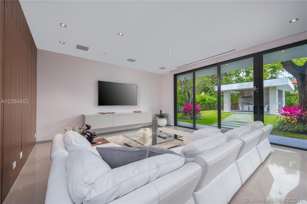Luxury Home with 10684 m2 for sale Miami, Florida