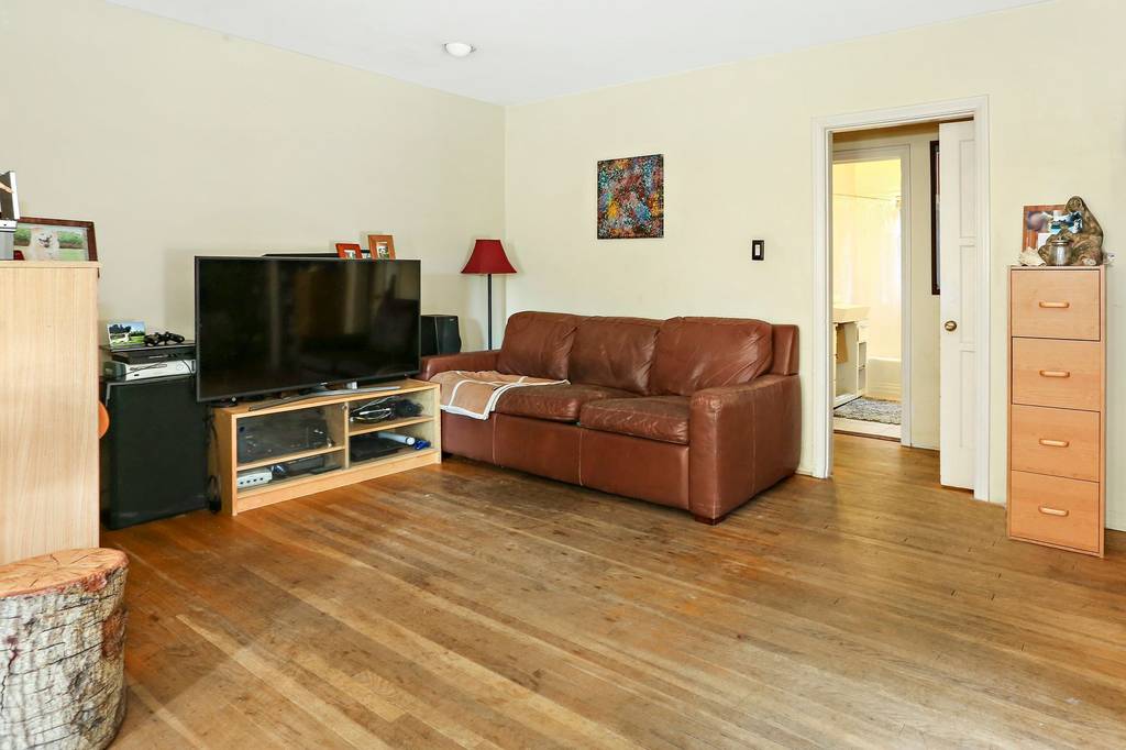 Detached House in 2353 Duane St, Los Angeles