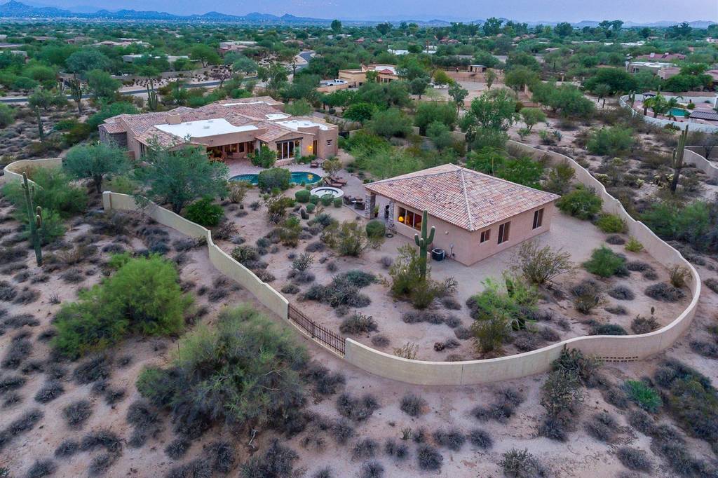 7 Room Luxury Detached House in  Scottsdale Ranch, Arizona