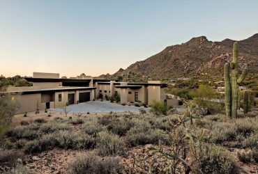 Luxury 4 Bedroom Detached House for sale in  Carefree, Arizona