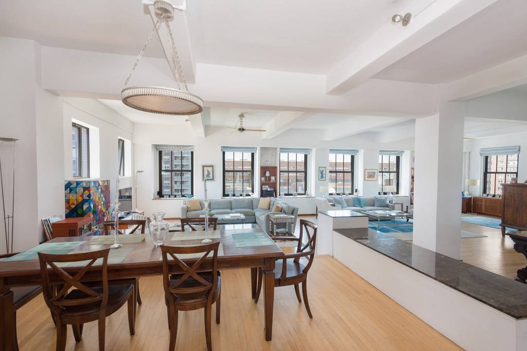 7 Room Luxury House for sale in  New York