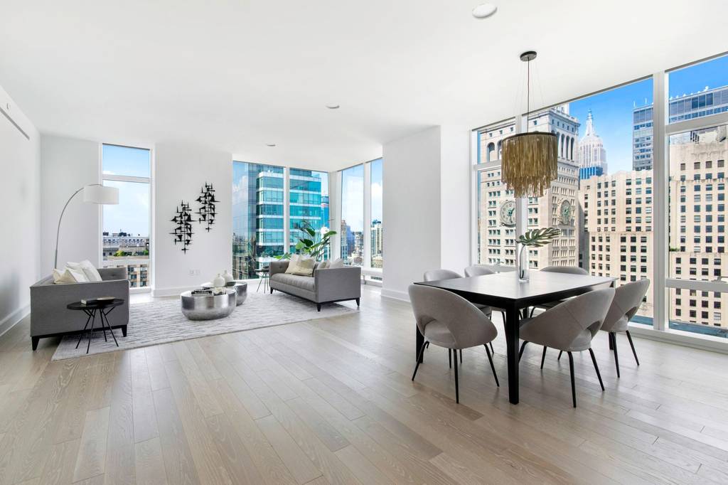 Luxury Apartment Complex in New York, Chelsea