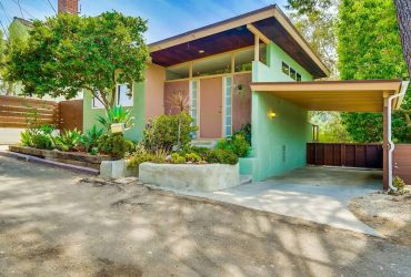 Detached House in 1908 Walcott Way, Los Angeles
