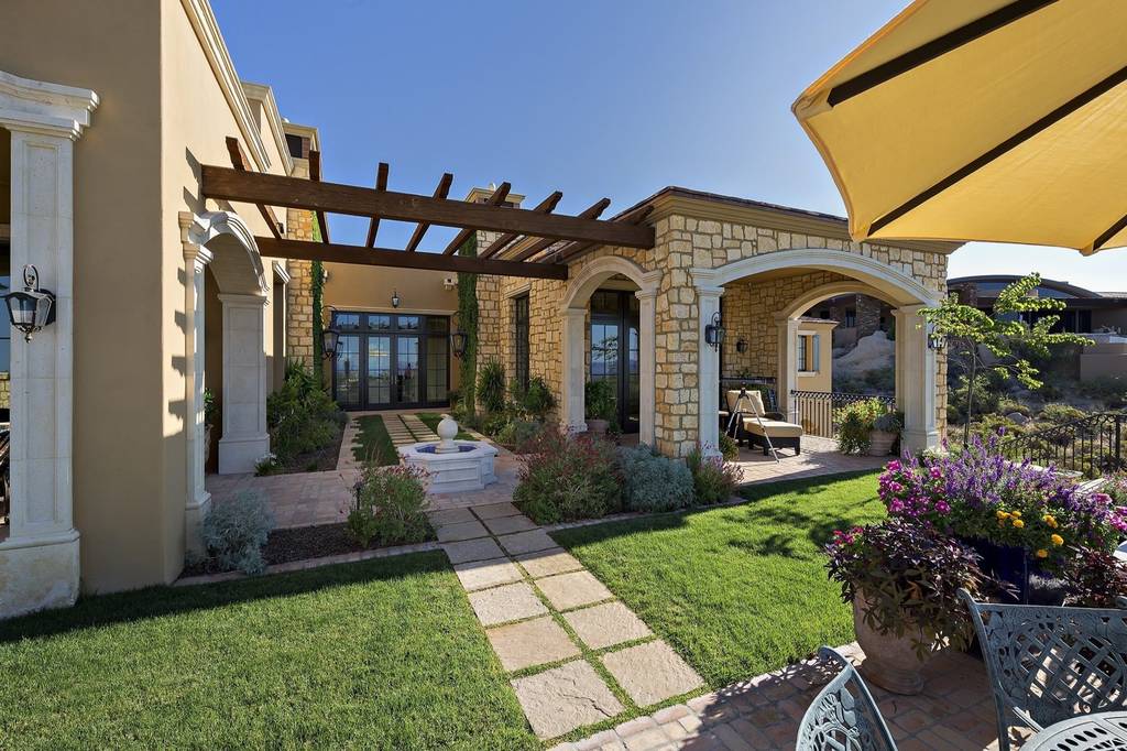 7 Room Luxury Detached House in Scottsdale Trailer Corral, Maricopa County, Arizona