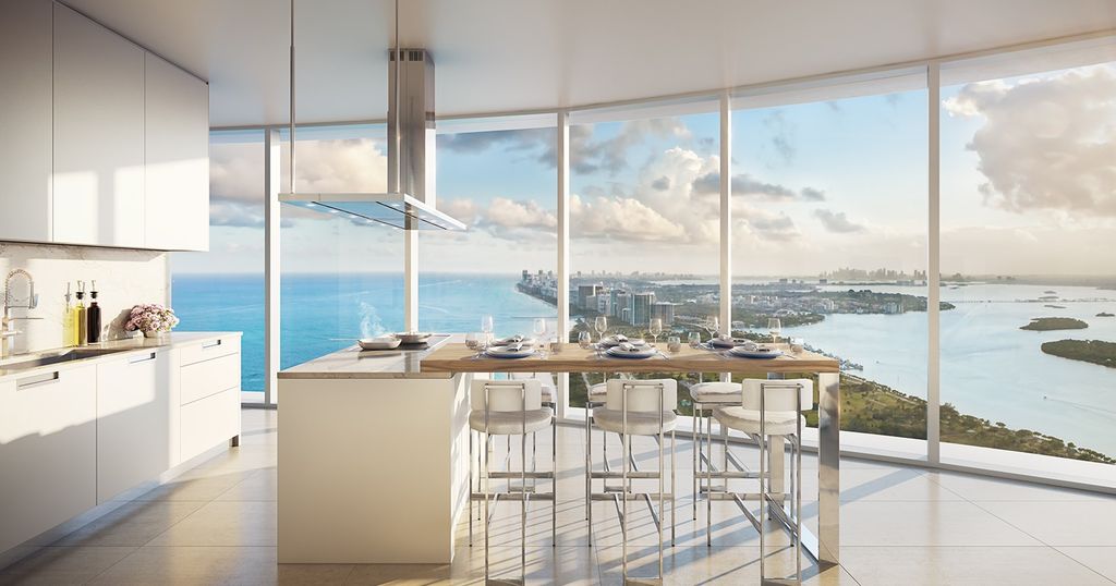 Luxury 149 m2 Apartment for sale in Sunny Isles Beach, MiamiDade