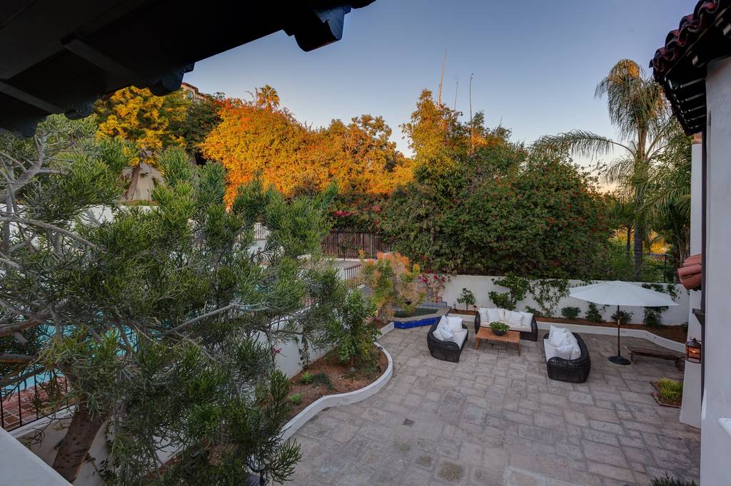 Detached House for sale in 4447 Cromwell Ave, Los Angeles