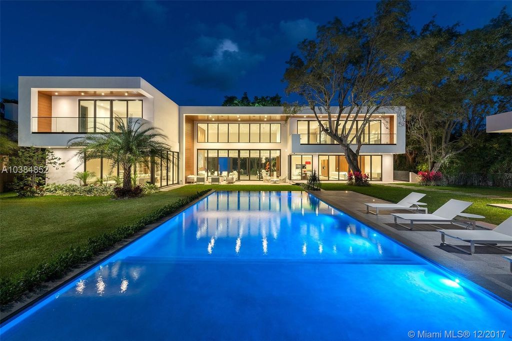 Luxury Home with 10684 m2 for sale Miami, Florida
