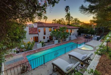Detached House for sale in 4447 Cromwell Ave, Los Angeles