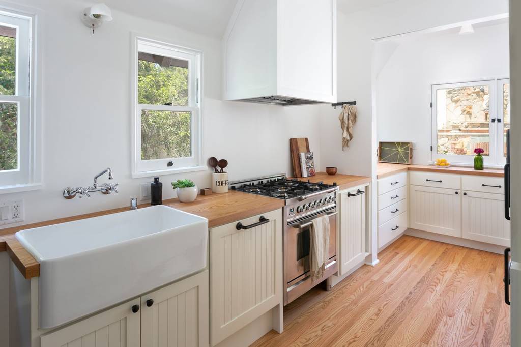 Prestigious family House 2306 Effie St, Los Angeles