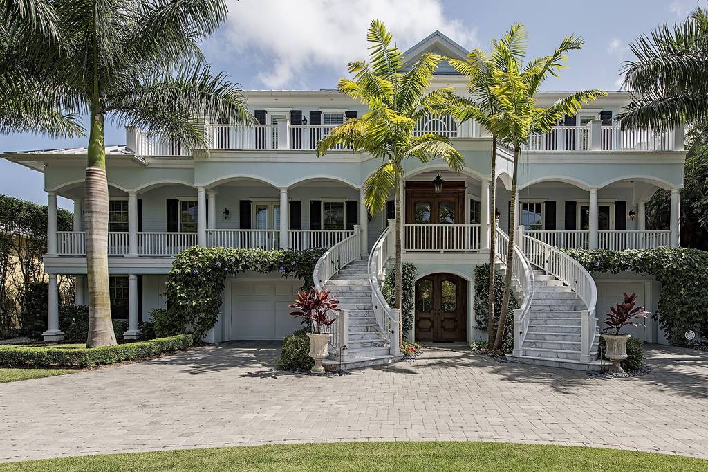 5 Bedroom Luxury Detached House for Rent in Naples, Florida
