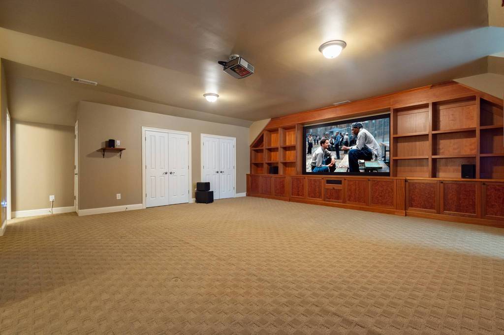 7 room luxury Townhouse for sale in 3127 Lenox Rd NE, Atlanta