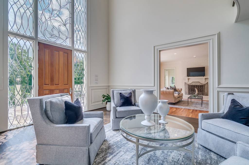 7 bedroom luxury Detached House in 70 Finch Forest Trail, Atlanta