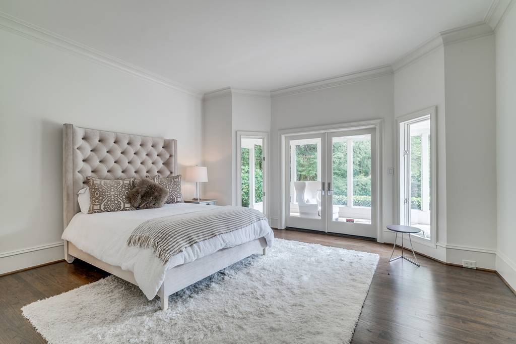 7 bedroom luxury Detached House in 70 Finch Forest Trail, Atlanta