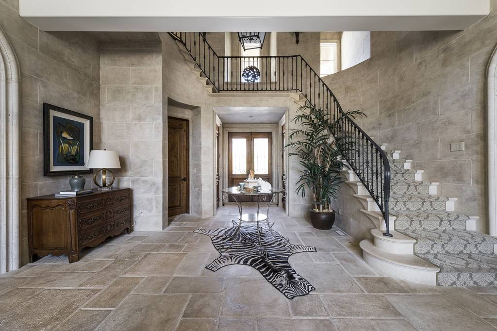 Luxury Detached House for sale in 4440 Northside Dr NW, Atlanta