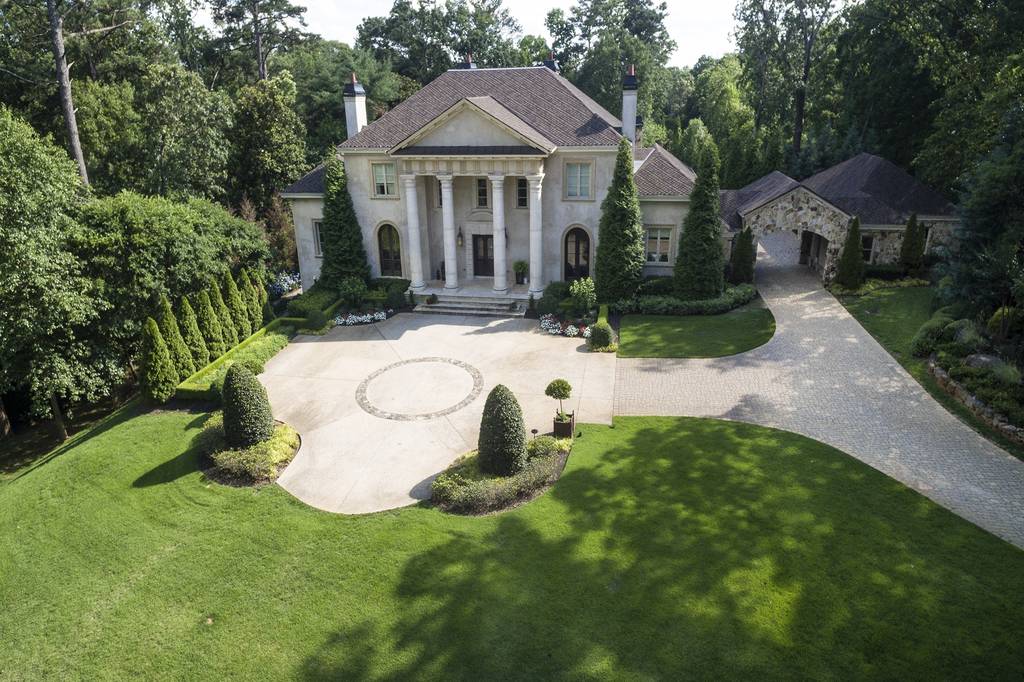 Luxury Detached House for sale in 4440 Northside Dr NW, Atlanta