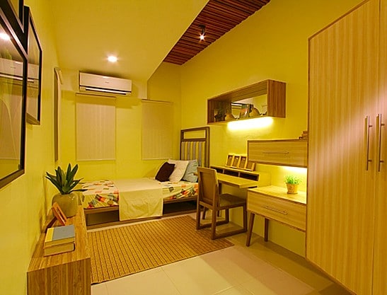 3 bedroom house with balcony car park nr school 30 min from NAIA