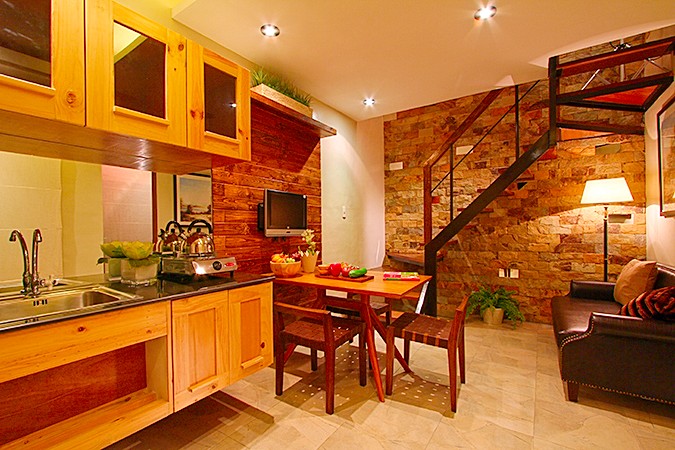 Affordable rent to own 3 bdr house nr school and malls