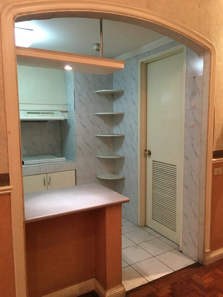 CONDO UNIT – MANDALUYONG EDSA