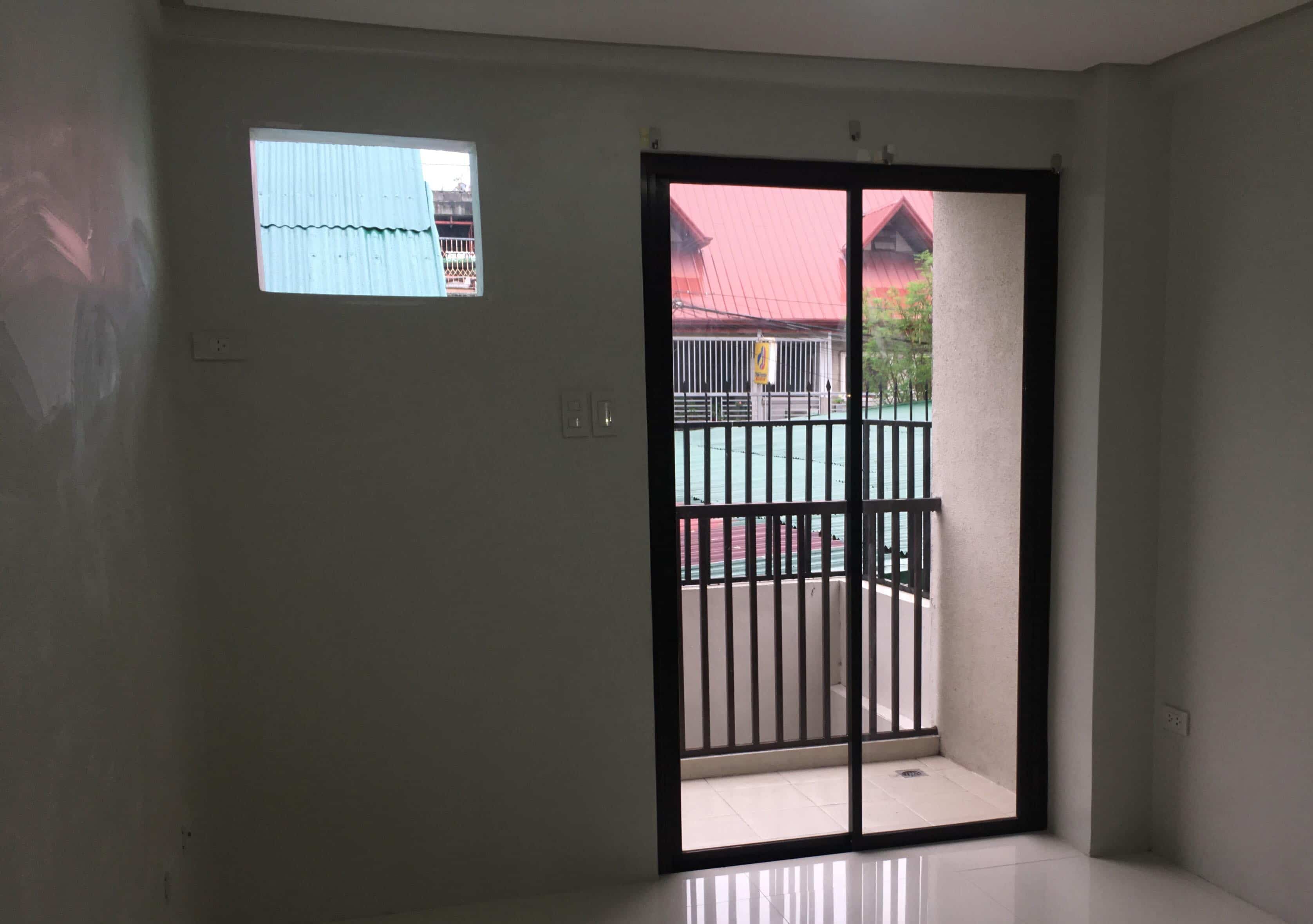 studio type with balcony
