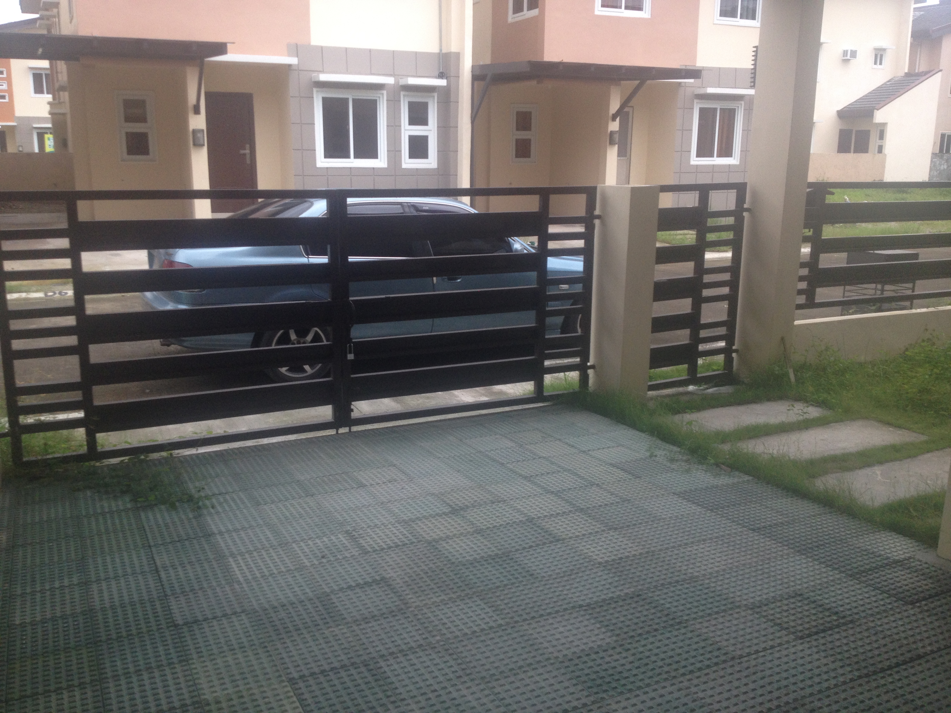 HOUSE FOR RENT (Nouveau Residence)