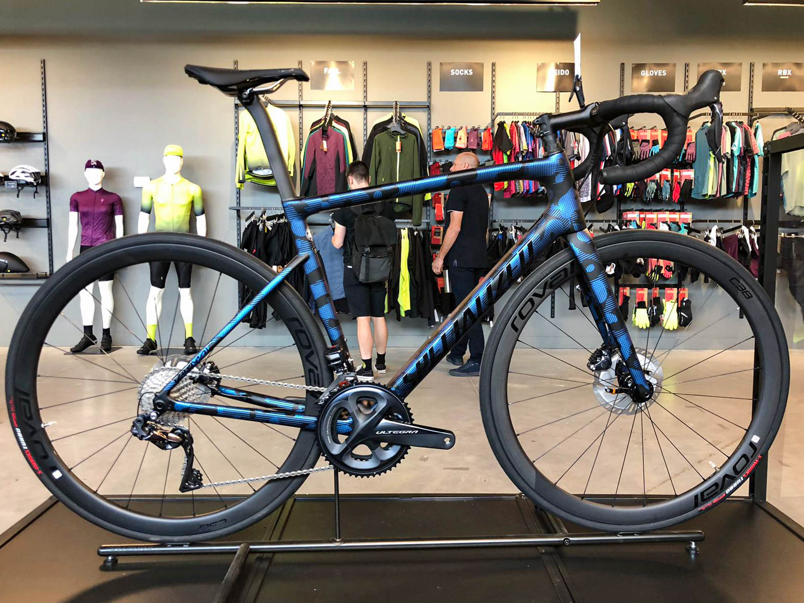 2020 Specialized S-Works Roubaix – Shimano Dura-Ace Di2